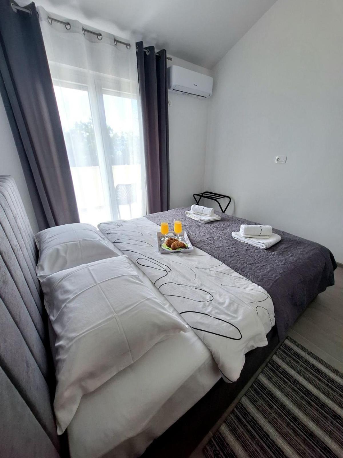 Apartment Tanya Rijeka Buitenkant foto
